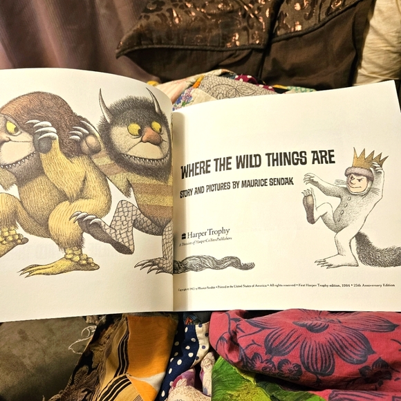 Book,The 1984 First Harper Trophy Edition of Where the Wild Things Are - Picture 2 of 7
